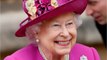 FEMME ACTUELLE - Elizabeth II : le beau geste de la reine pour remercier ses employés