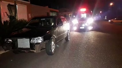 Menina sofre fratura na perna após colisão entre carro e moto