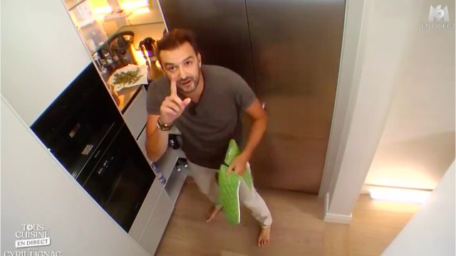 FEMME ACTUELLE - “Tous en cuisine” : Cyril Lignac révèle pourquoi il préfère cuisiner… pieds nus !