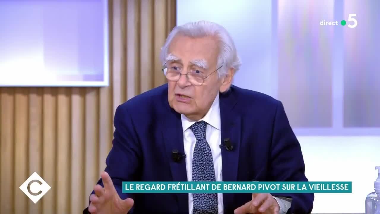 FEMME ACTUELLE - Bernard Pivot : sa blague coquine à Anne Elisabeth Lemoine dans “C à vous”