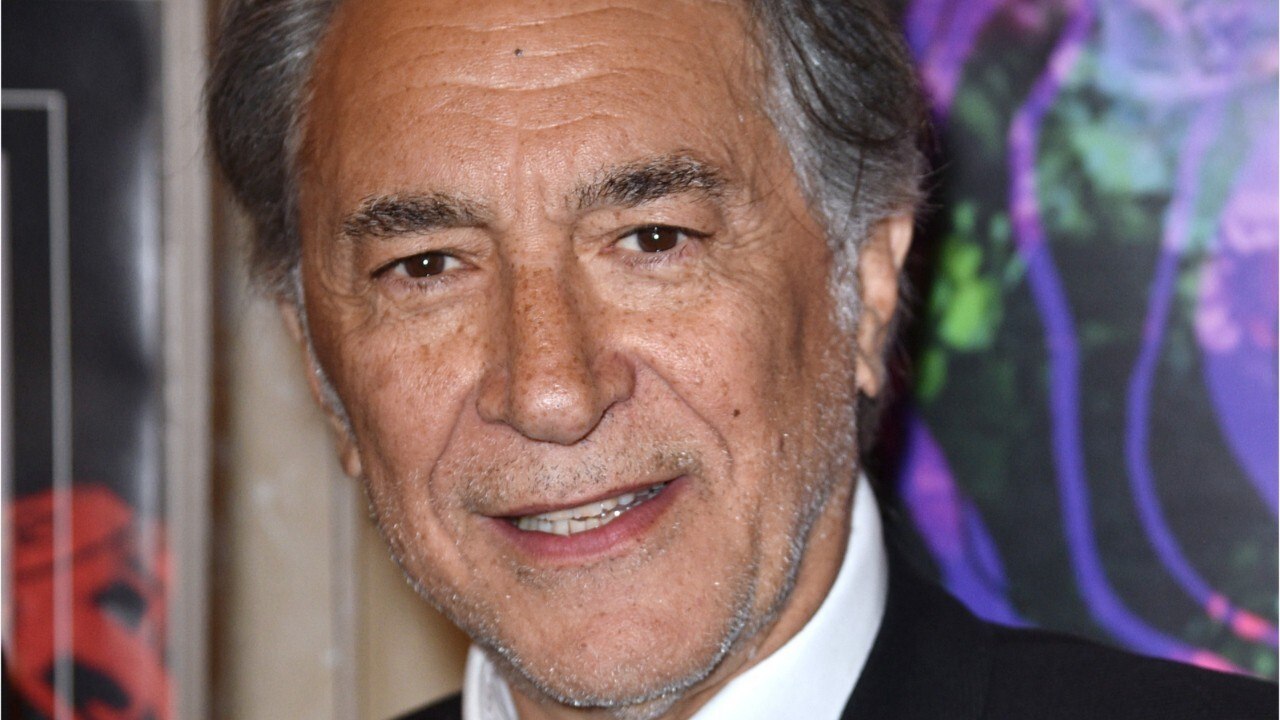 FEMME ACTUELLE - Richard Berry, inconsolable : il rend un hommage poignant à sa maman décédée