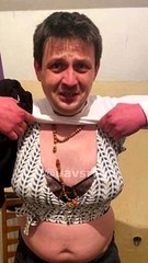 Мужчина переоделся в женскую одежду что бы перейти границу.