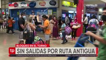 Terminal de Santa Cruz suspende salidas a Potosí y Sucre por bloqueo en El Torno