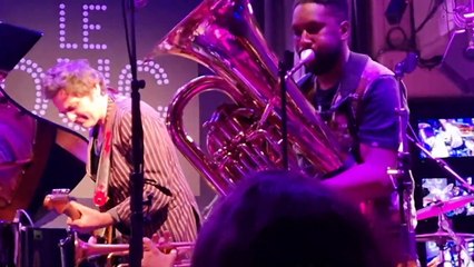 Jon Batiste feat Matthieu Chedid et Ibrahim Maalouf live Duc des Lombards secret show
