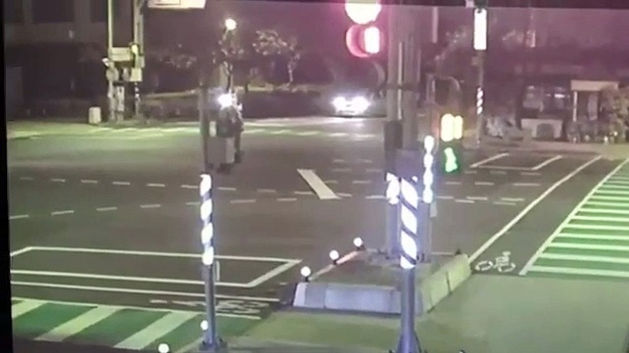 通緝犯駕贓車拒檢逃逸 自撞昏迷送醫
