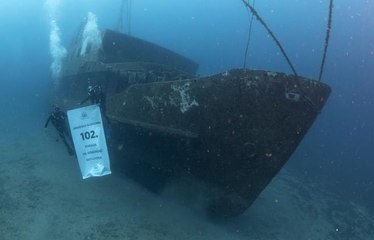 AA'nın 102'nci kuruluş yıl dönümü su altında açılan pankartla kutlandı