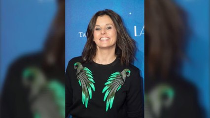 "Je suis une femme mariée" : Faustine Bollaert ne sait plus où se mettre après la proposition osée d'Agustin Galiana