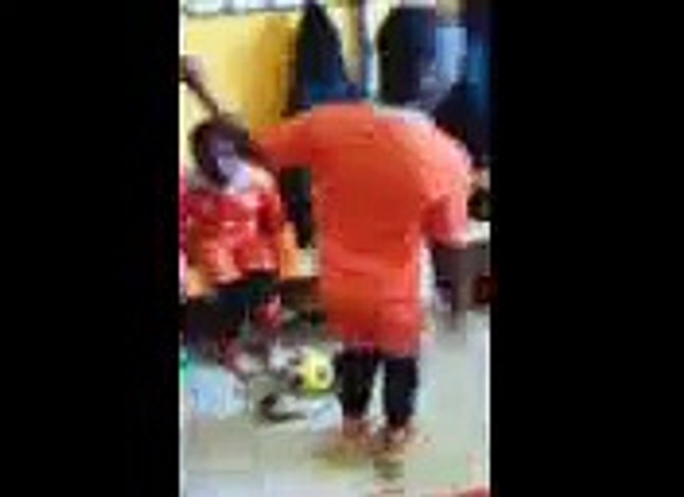 U13 (1): La joie de nos garçons après la victoire 3 - 2 contre le SOC (2)