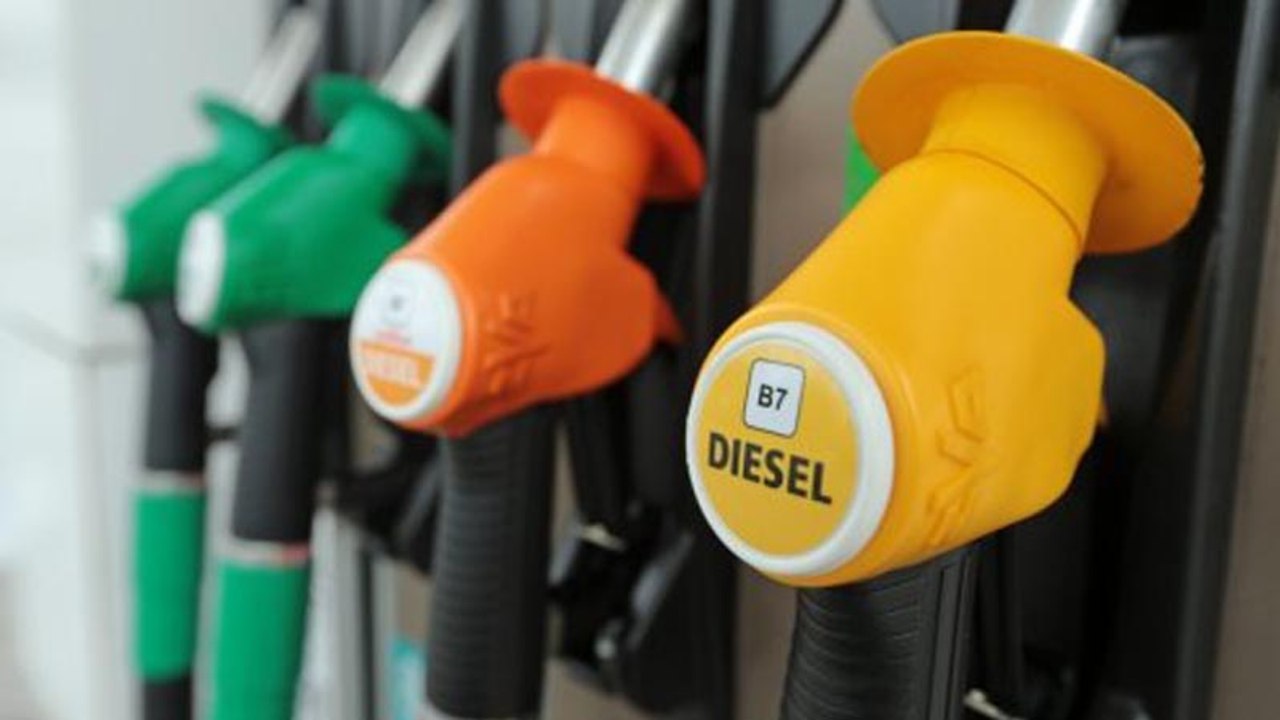 Hausse du prix de l'essence : ces Français ont trouvé LA solution pour payer moins cher