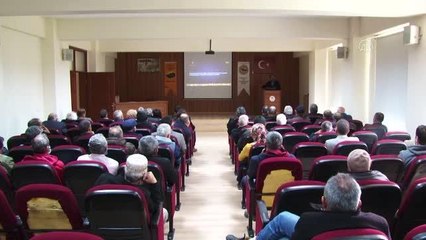 Sakarya'da ana arı üretimi eğitimini tamamlayanlara sertifikaları dağıtıldı