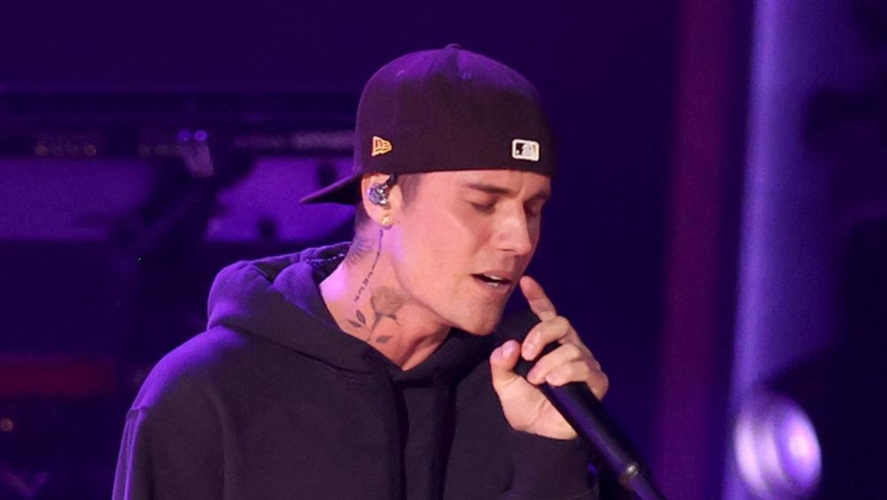 Justin Bieber Peaches Performance Grammy Awards 2022 Vidéo