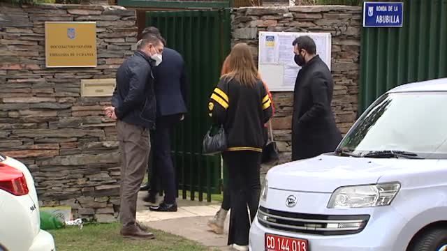 Porcelanosa aclara en la embajada de Ucrania que no sigue en Rusia