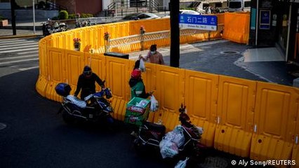 Shanghai extends COVID lockdown amid rising cases