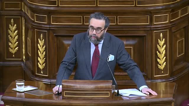 Un diputado de Vox compara a Sánchez con Hitler y Bolaños le pide que rectifique y se disculpe
