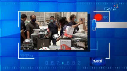 Mga pekeng helmet, sapatos at ibang gamit, nabisto sa Cavite | Saksi