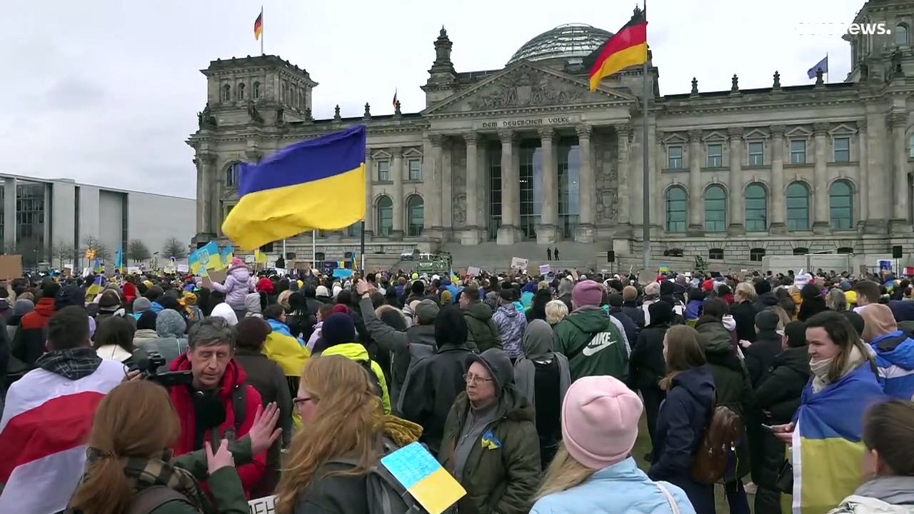 Boykott von Energie aus Russland: Hört Scholz auf Ukraine-Protest?