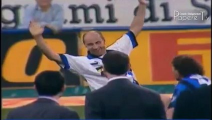 Aldo Baglio segna su Zenga da rigore