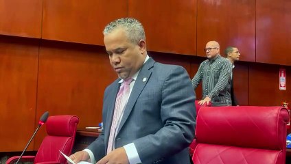 "El Torito" dice a Comisión de Educación se decida reinscripción colegios