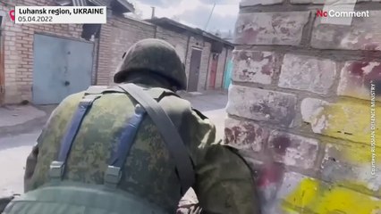 بدون تعليق: التفلزيون الرسمي الروسي يبث تقريرا للمتمردين الذين يقاتلون في منطقة لوهانسك