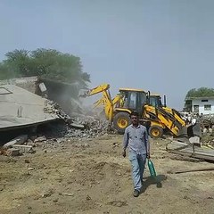 Breaking News : यूपी के बाद एमपी में बुलडोजर कल्चर, अपराधियों के अवैध कब्जे जमीदोंज