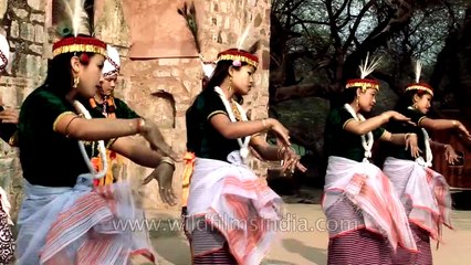 Khamba-Thoibi dance depicting the epic love story of a poor boy and Moirang princess