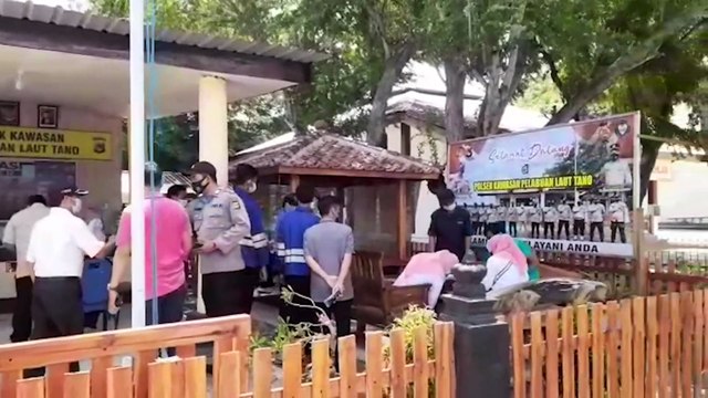 Polres Sumbawa Gelar Vaksinasi Masal Dosis 1,2 dan Booster di Mapolsek KP3 Tano