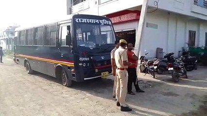 बारां के सिविल लाइन्स क्षेत्र में चला नगर परिषद का बुलडोजर