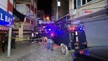 Adana'da korku dolu anlar! Bekçiler canlı bombanın üzerine atladı