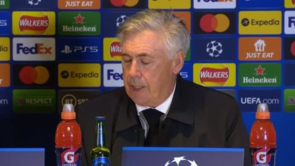 Ancelotti: "Benzemá es como el vino, cada día mejor"