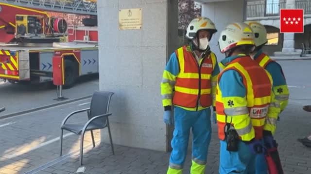Desalojan a 130 ancianos por un incendio en una residencia de Guadarrama (Madrid)