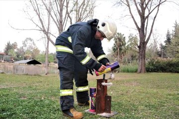 Antalya'da ramazan topu geleneği, 'ses bombası' olarak tabir edilen düzenekle devam ediyor