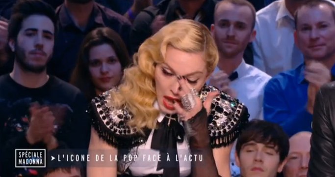 Madonna émue aux larmes dans Le Grand Journal