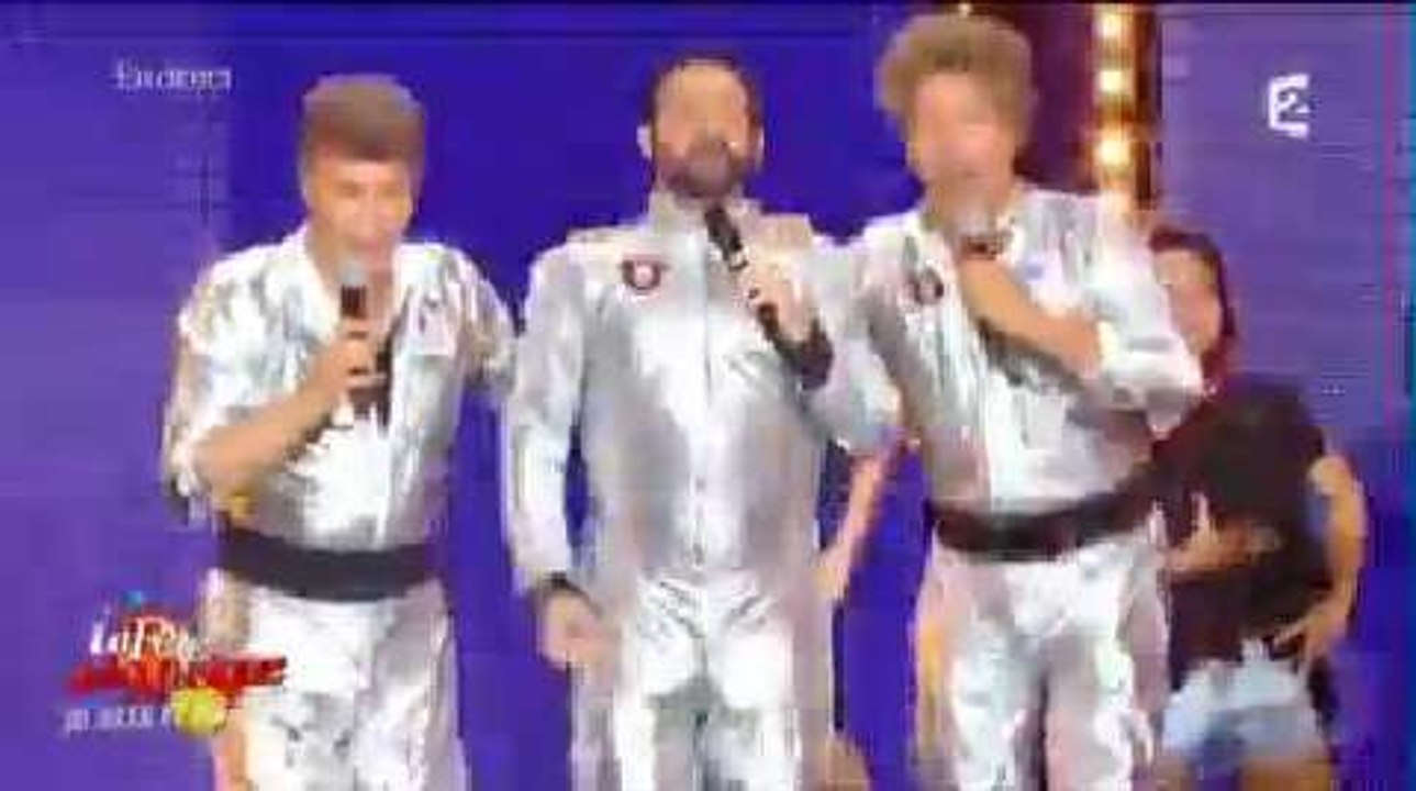 Cyril Hanouna et les frères Bogdanov avec leur tube improbable