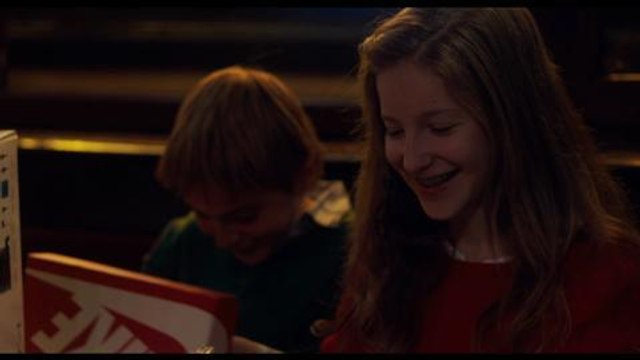 Encore Heureux : (extrait) Edouard Baer et Sandrine Kiberlain s’offrent une parenthèse enchantée