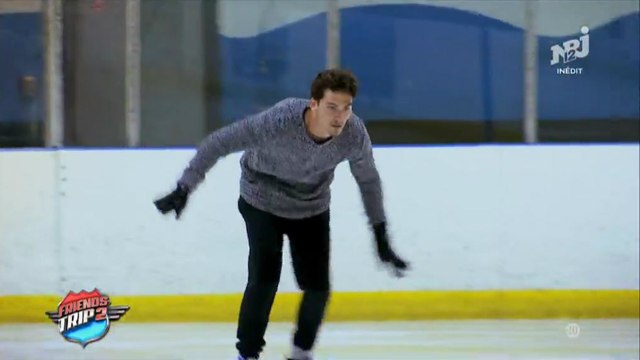 Friends trip 2 - Clément s'éclate (par terre) à la patinoire