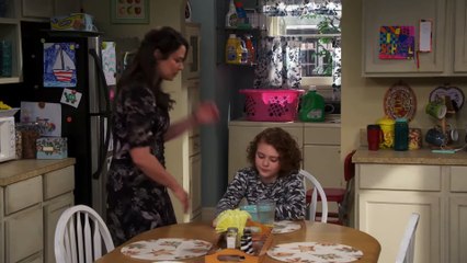 How We Roll s1 e3 The Hustle