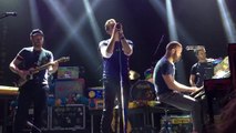 Coldplay reprend Imagine en hommage aux victimes des attentats de Paris