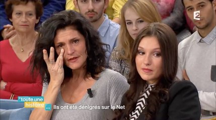 Emotion - Poussée à bout par le harcèlement sur internet, elle a frappé sa mère
