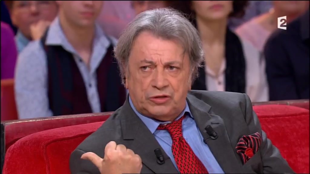 Hervé Vilard raconte ses difficultés à remonter sur scène après Charlie  Hebdo