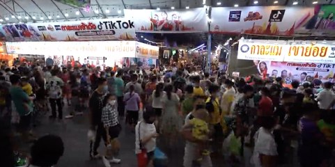 แม่ค้ากาละแม เปิดใจค่าเช้าที่ 1.6 ล้าน งานประจำปี "วัดไร่ขิง"