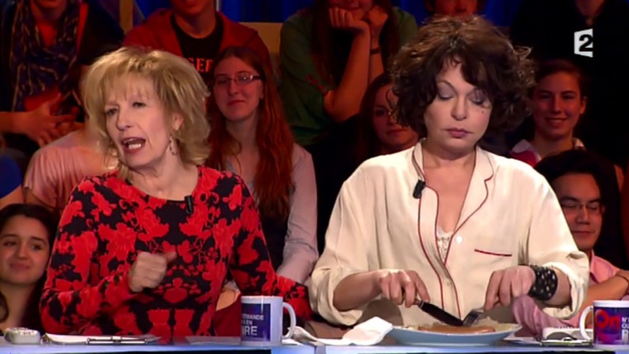Isabelle Mergault mange une choucroute dans On n'demande qu'à en rire