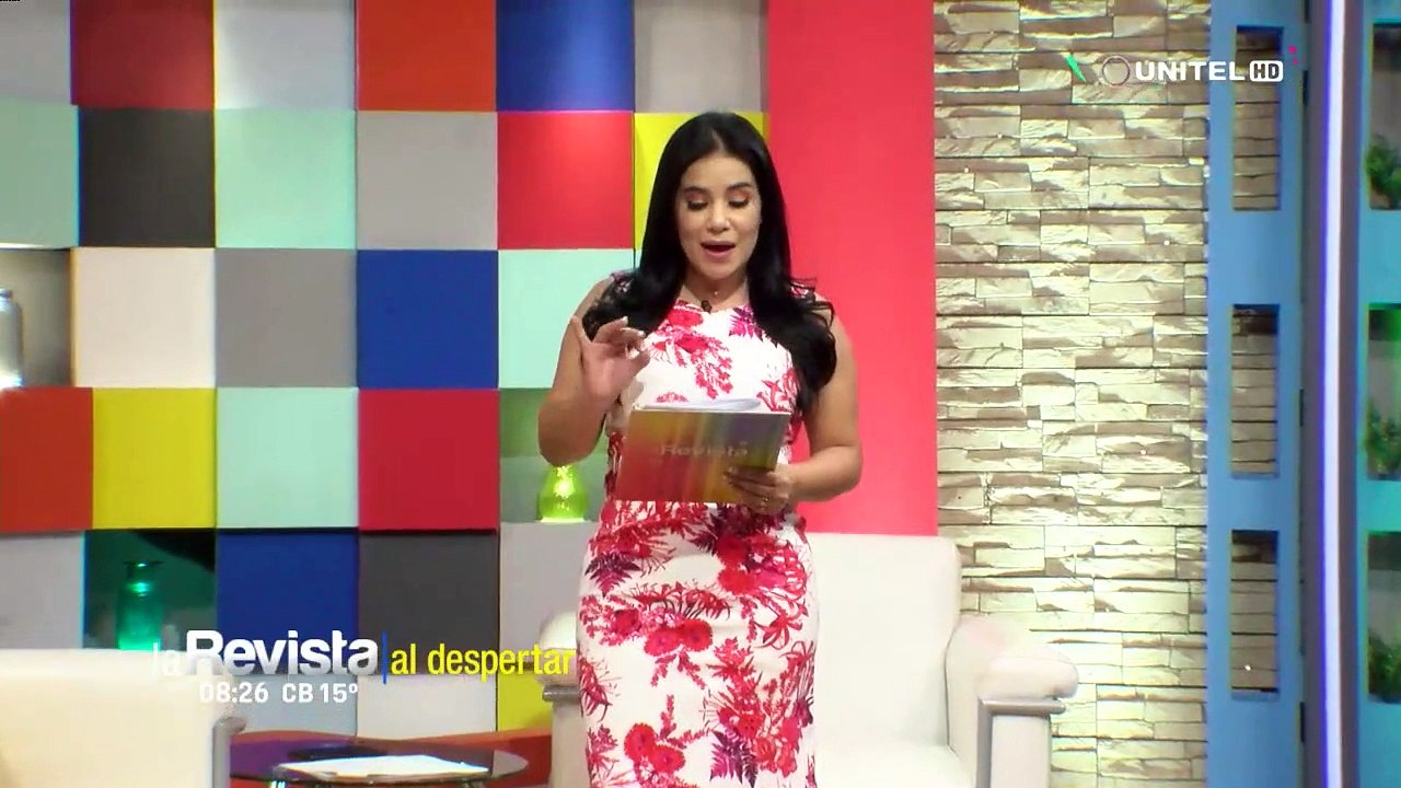 Mujer denuncia que intentaron remolcar su vehículo pese a que su hijo se encontraba dentro