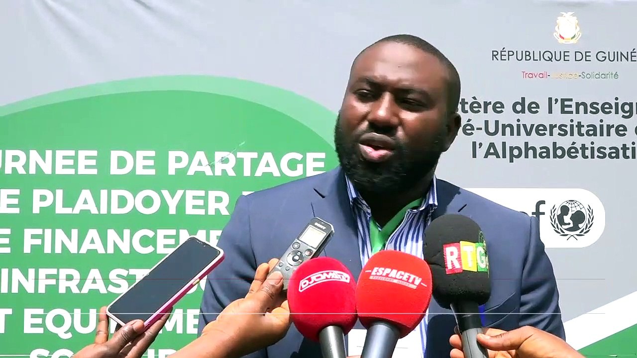 ECOLES  GUINEENNE , INITIATIVE PRESIDENTIELLE 1000 SALLES DE CLASSES