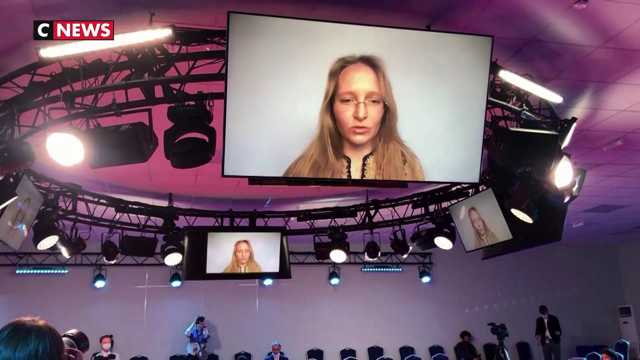 Guerre en Ukraine : qui sont les filles de Vladimir Poutine, sanctionnées par Washington et à l'écart du public ?