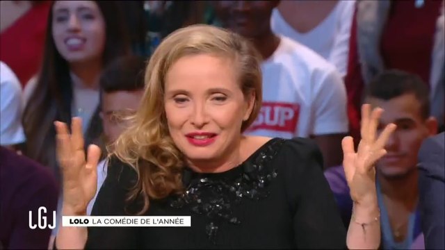 Julie Delpy mal à l'aise, a peur du direct - fous rires dans le Grand Journal