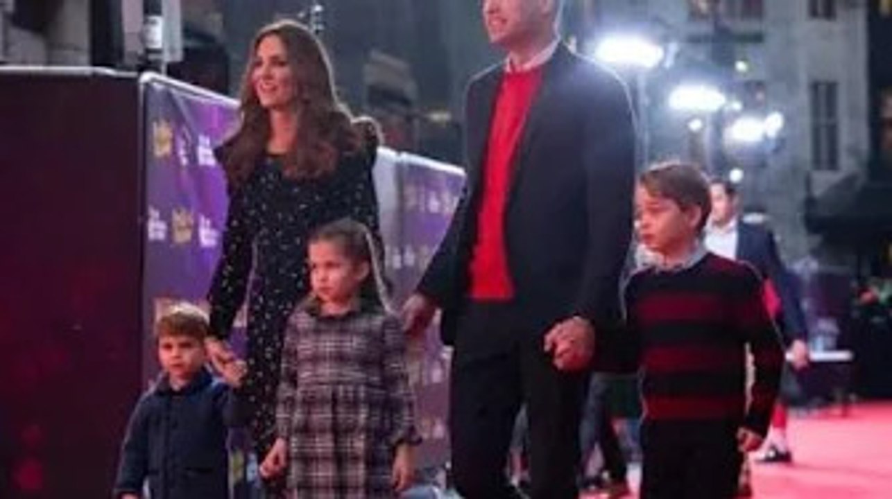 D'après quels membres de la famille royale le prince George, la princesse Charlotte et le prince Lou