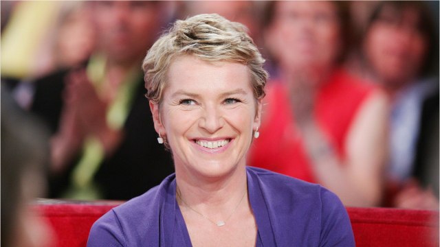 VOICI : C'était n'importe quoi : ce grand coup de stress qu'Elise Lucet n'oubliera jamais