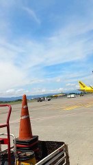 Avión sufre desperfecto mecánico