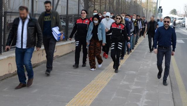 Doğu ve Güneydoğu Anadolu Bölgesi'nin en büyük dolandırıcılık şebekesi çökertildi
