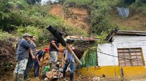 Drama de familiares que perdieron a seres queridos tras deslizamiento en Abriaquí, Antioquia